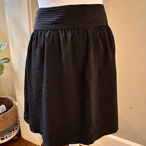 LOFT Elegant Black Women's Skirt with pleated waist